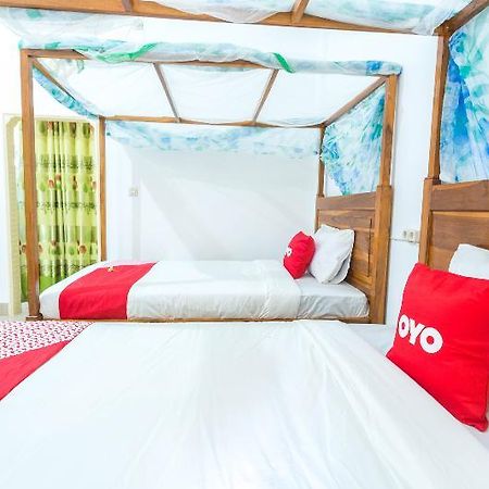 Oyo 1895 Lamancha Homestay Kuta  Exterior photo